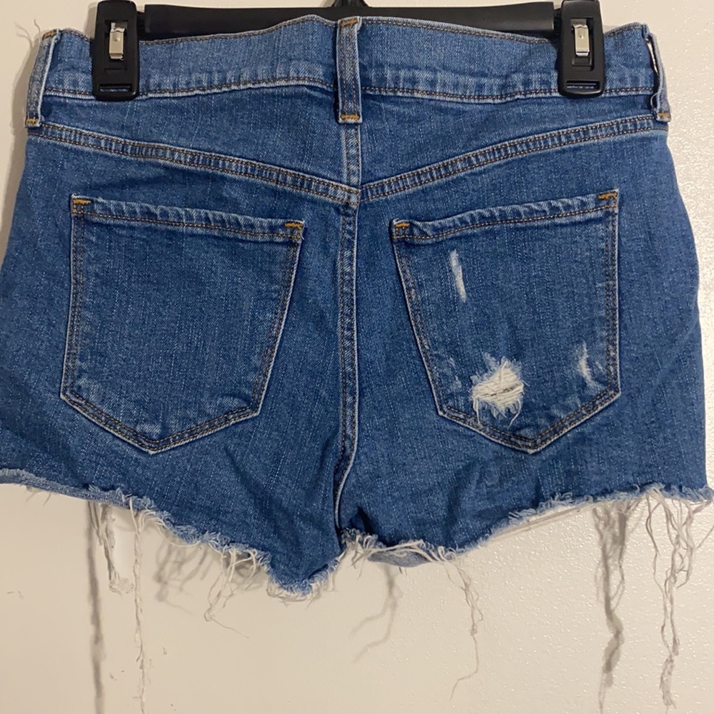 Shorts - Picture 2 of 3